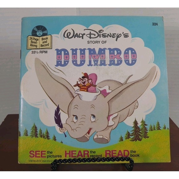 Disney Other - 1977 Walt Disney 24 Page Read Along Book & Record 33 1/3 RPM Dumbo #324